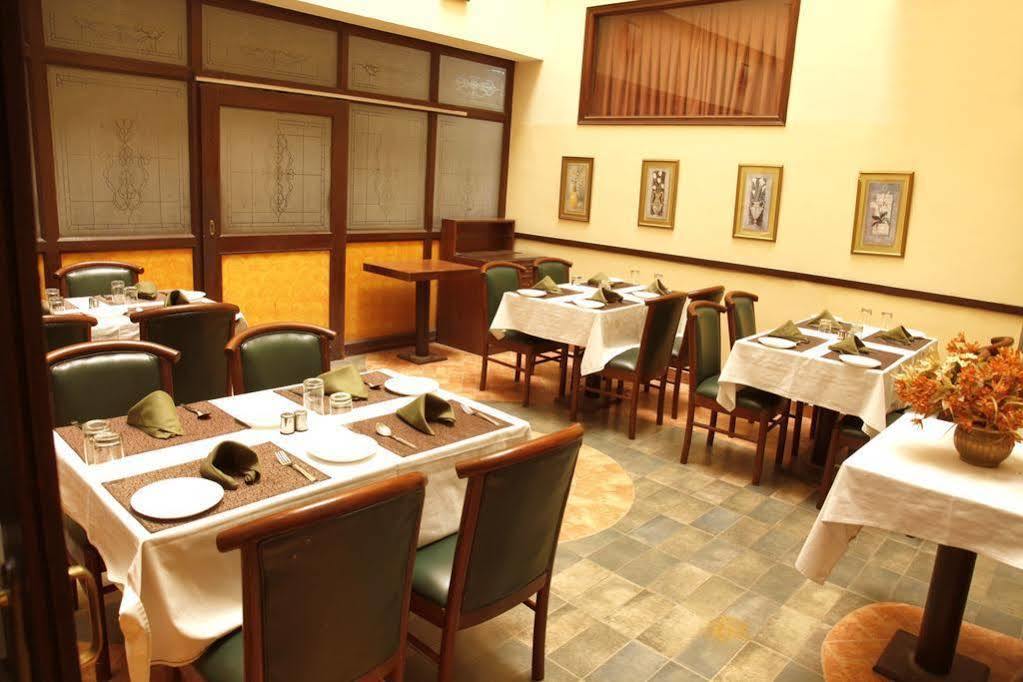 Treebo Trend Corporate Inn Chandīgarh 외부 사진